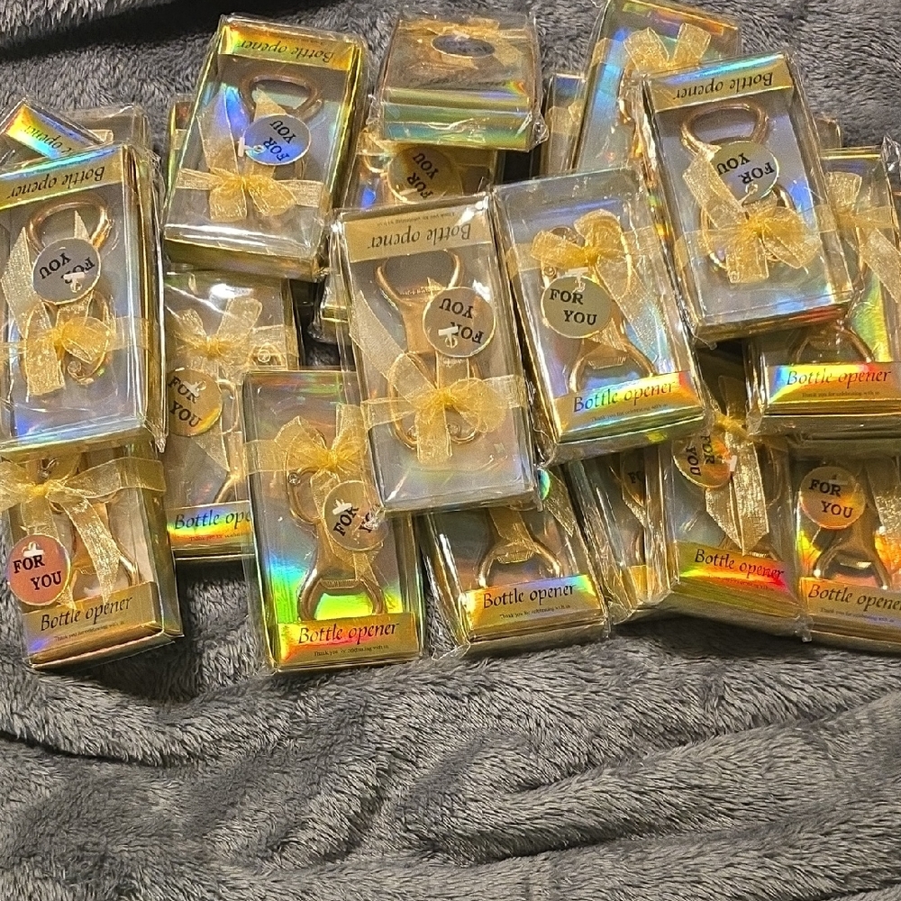 Gold Bow Bottle Opener Party Favor - Picture 3 of 3